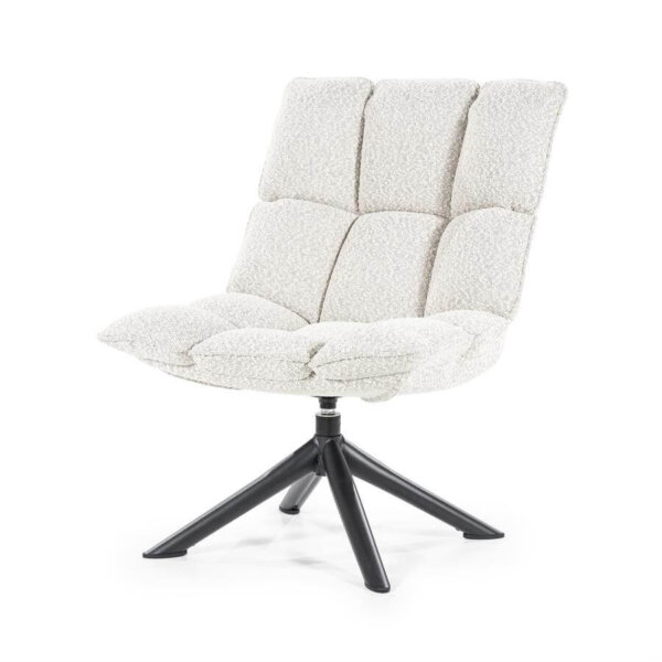 Draaibare fauteuil in de trendy stof Copenhagen of te wel Bouclé stof. Deze fauteuil is verkrijgbaar in vier trendy kleuren; Groen, antraciet, taupe en beige. Bekijk ook eens de bijpassende eetkamerstoel Dani. Afmeting: 68x78x93cm