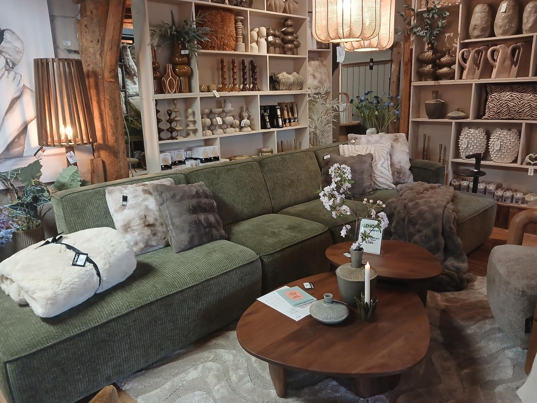 Showroom Woodtastic interieur