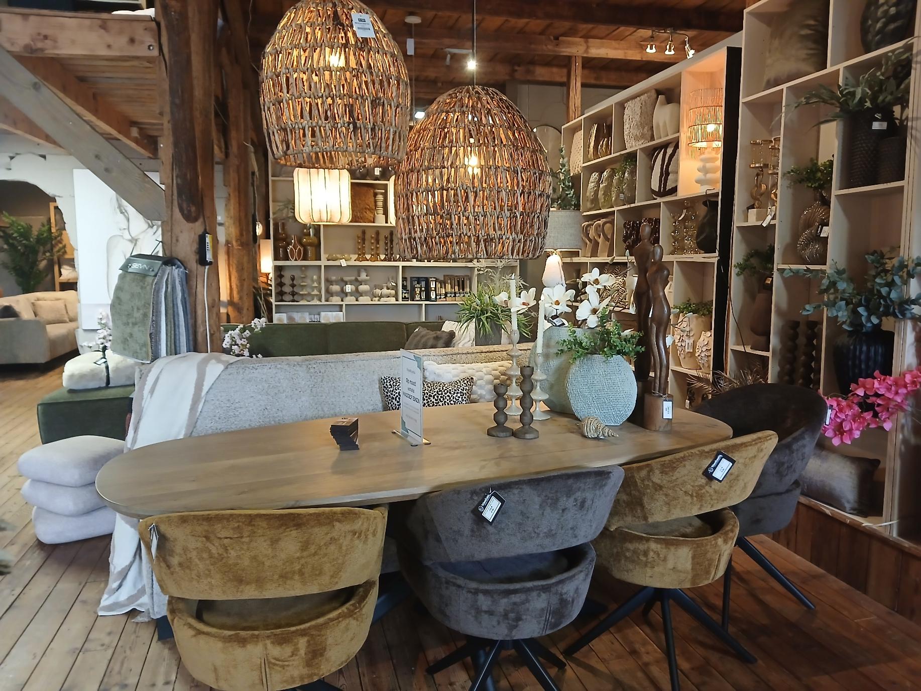 Bank Milou gestylede woonkamer